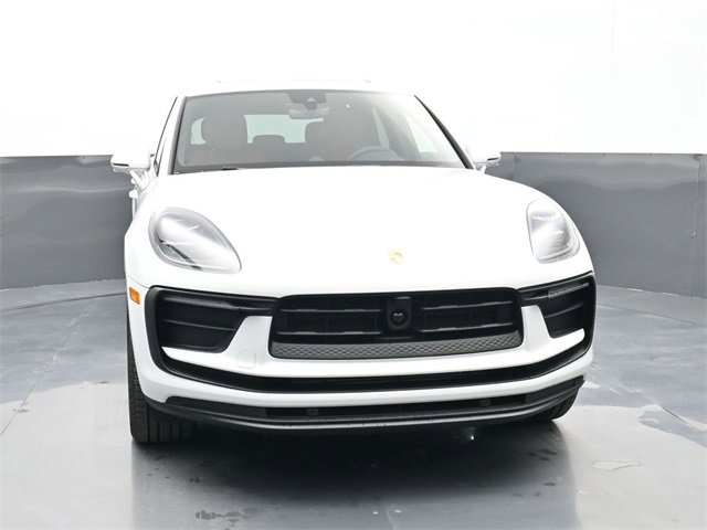 New 2026 Porsche Macan image 26