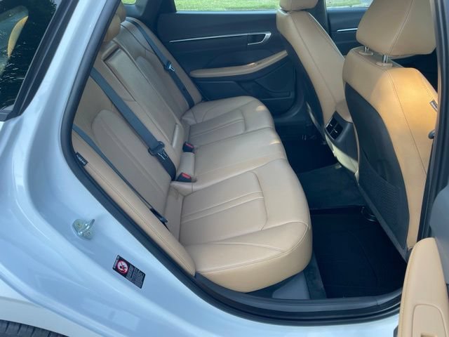 Used 2021 Hyundai Sonata Limited FWD image 14