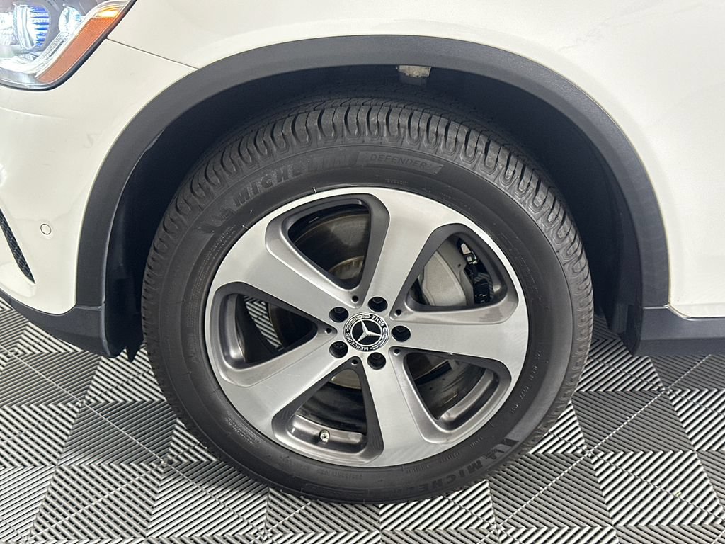 Used 2022 Mercedes-Benz GLC 300 image 12