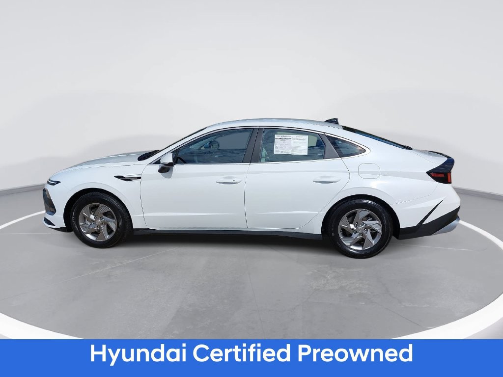 Used 2026 Hyundai Sonata SE FWD image 8