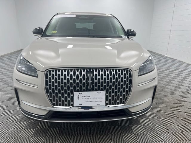Certified 2024 Lincoln Corsair AWD image 3