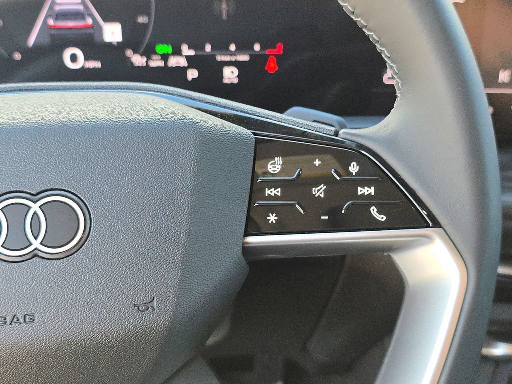 Used 2025 Audi Q5 Premium Plus w/ Premium Plus AWD/4WD image 21