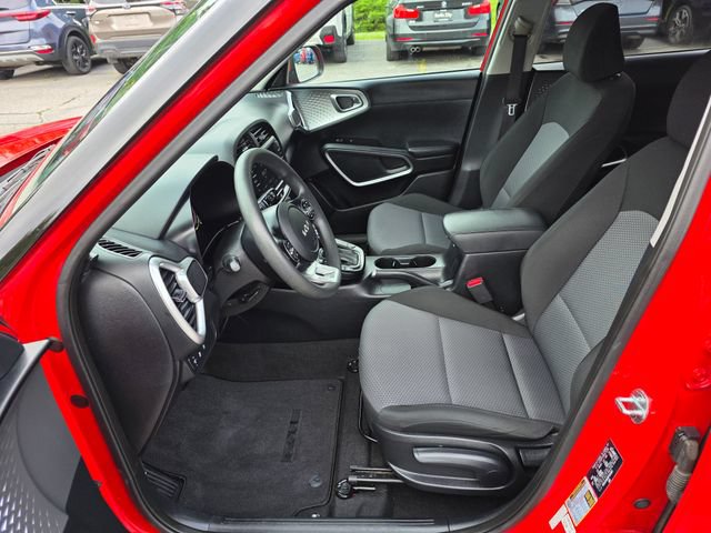 Certified 2023 Kia Soul LX FWD image 15