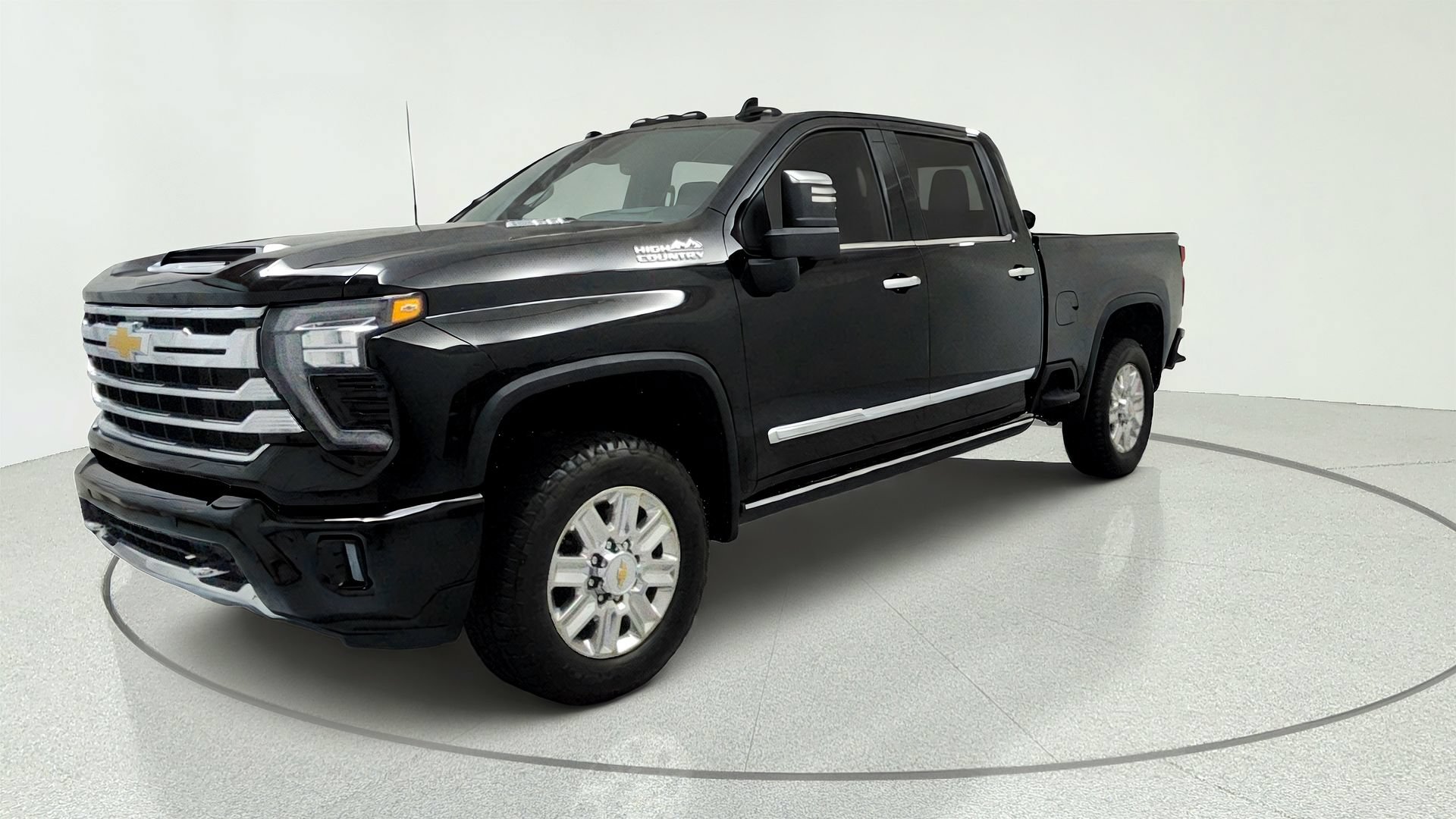 Used 2025 Chevrolet Silverado 2500 High Country w/ High Country Premium Package AWD/4WD image 1
