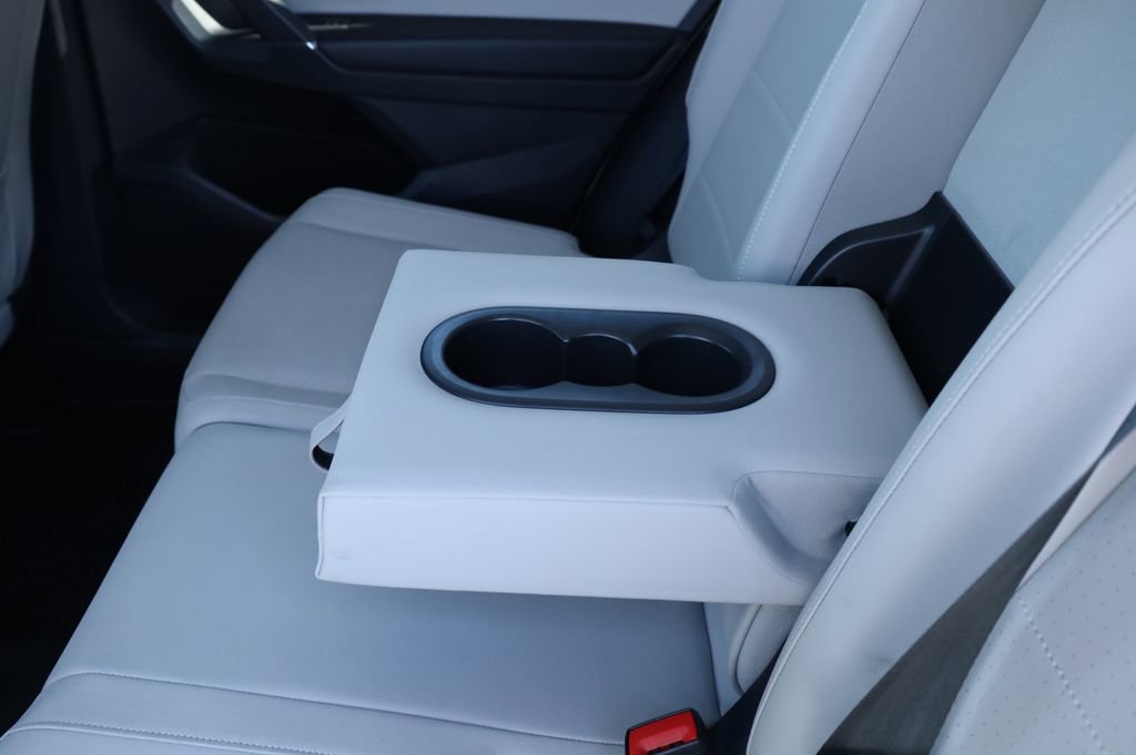 Used 2020 Volkswagen Tiguan SEL image 16