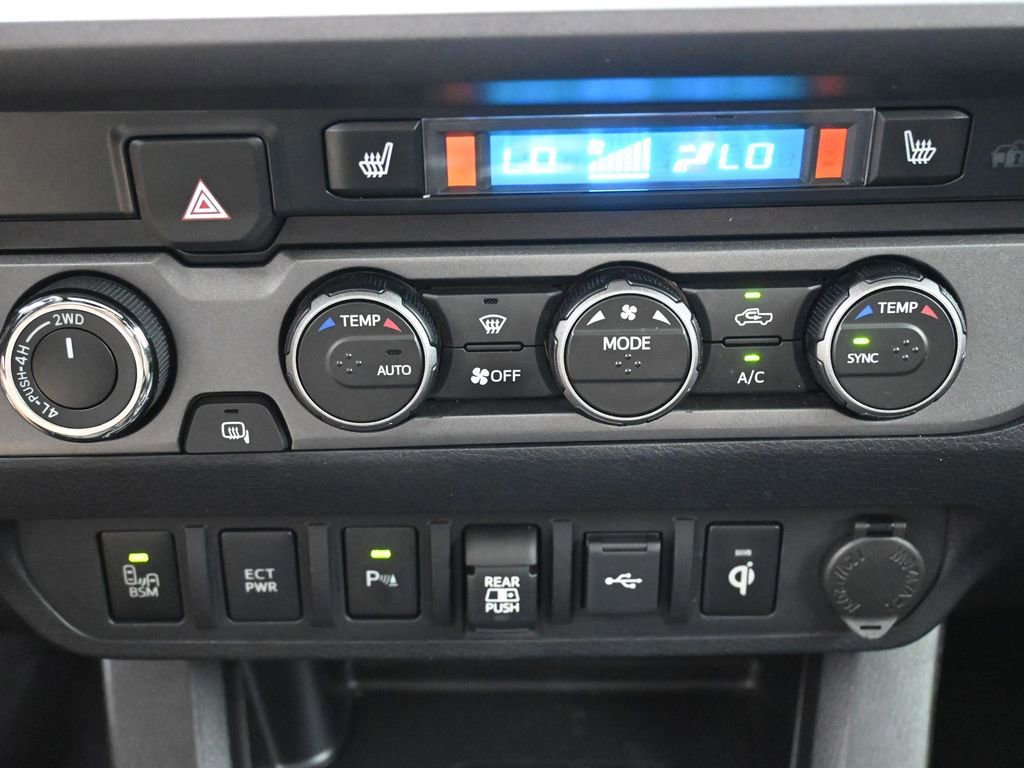 Certified 2021 Toyota Tacoma TRD Off-Road w/ TRD Premium Off Road Package AWD/4WD image 24