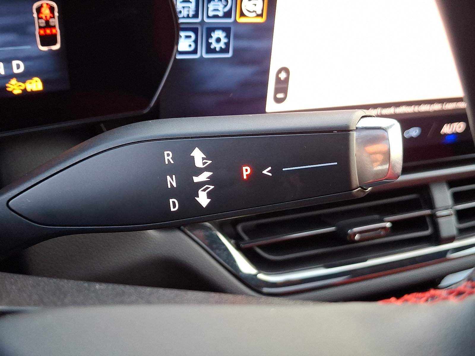 Used 2024 Chevrolet Equinox EV RS image 15