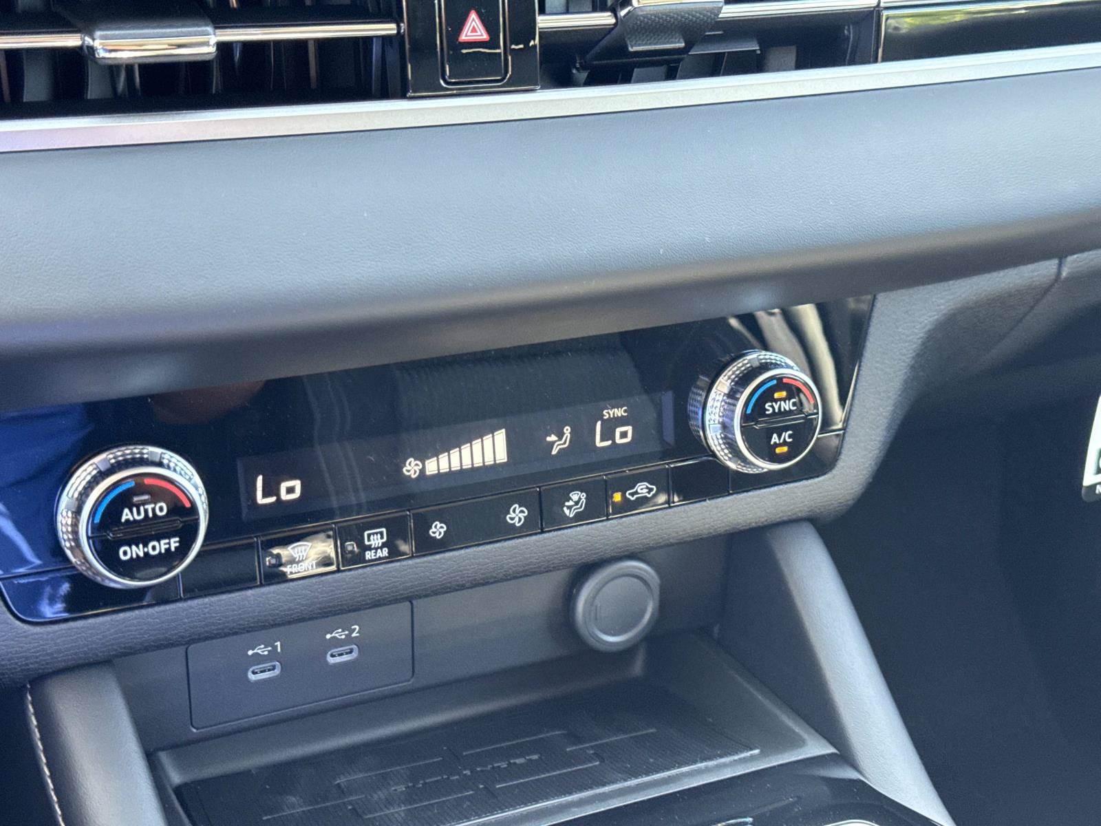 New 2026 Mitsubishi Outlander ES FWD image 22