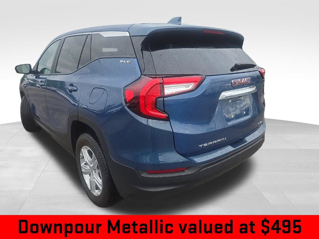 Certified 2024 GMC Terrain SLE AWD/4WD image 3