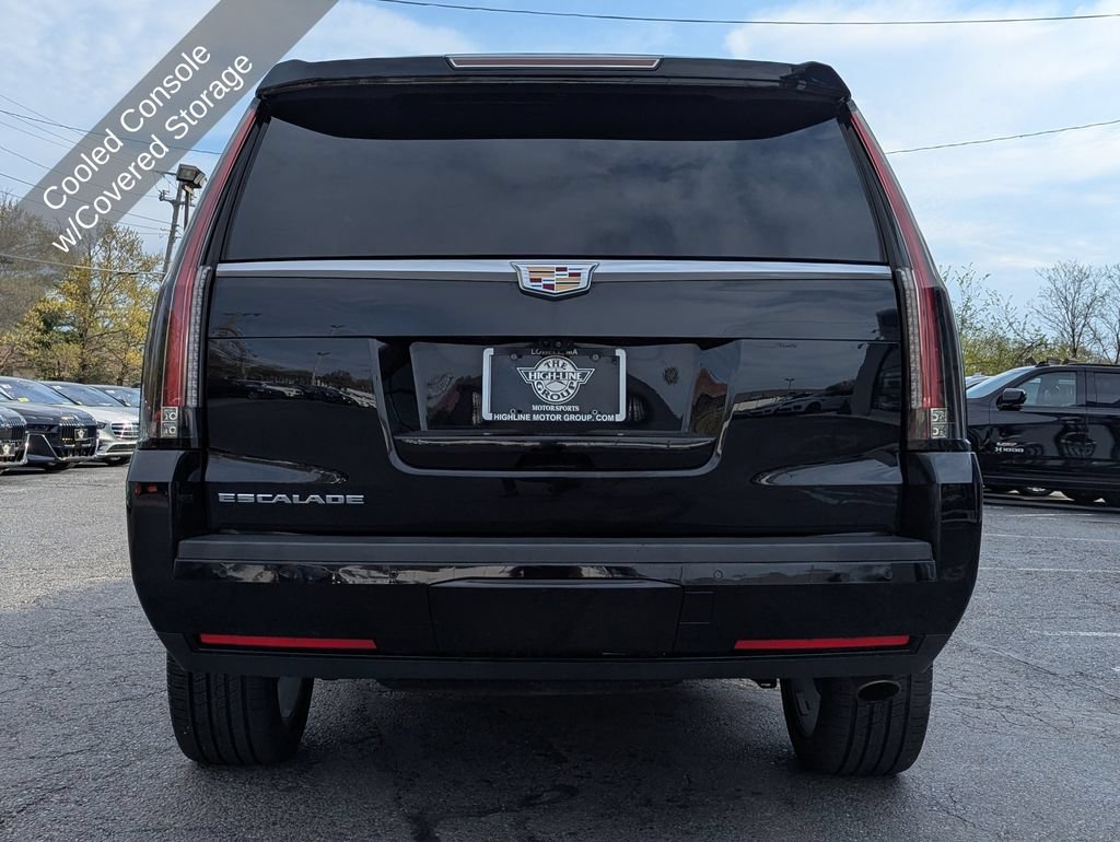 Used 2020 Cadillac Escalade Platinum AWD/4WD image 11