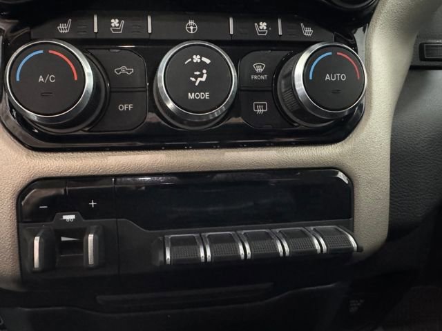 Used 2022 RAM 3500 Laramie image 32