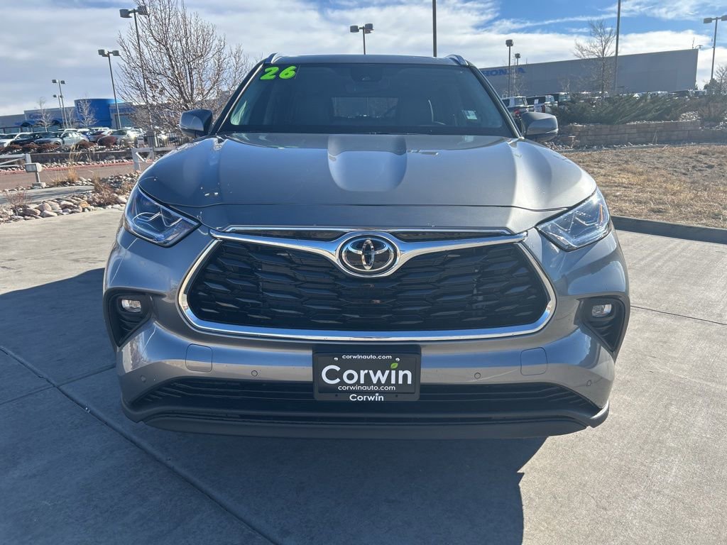 Used 2026 Toyota Highlander Limited image 36