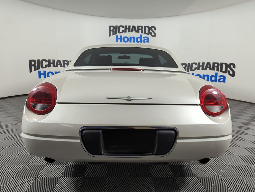 Used 2005 Ford Thunderbird 50th Anniversary image 4