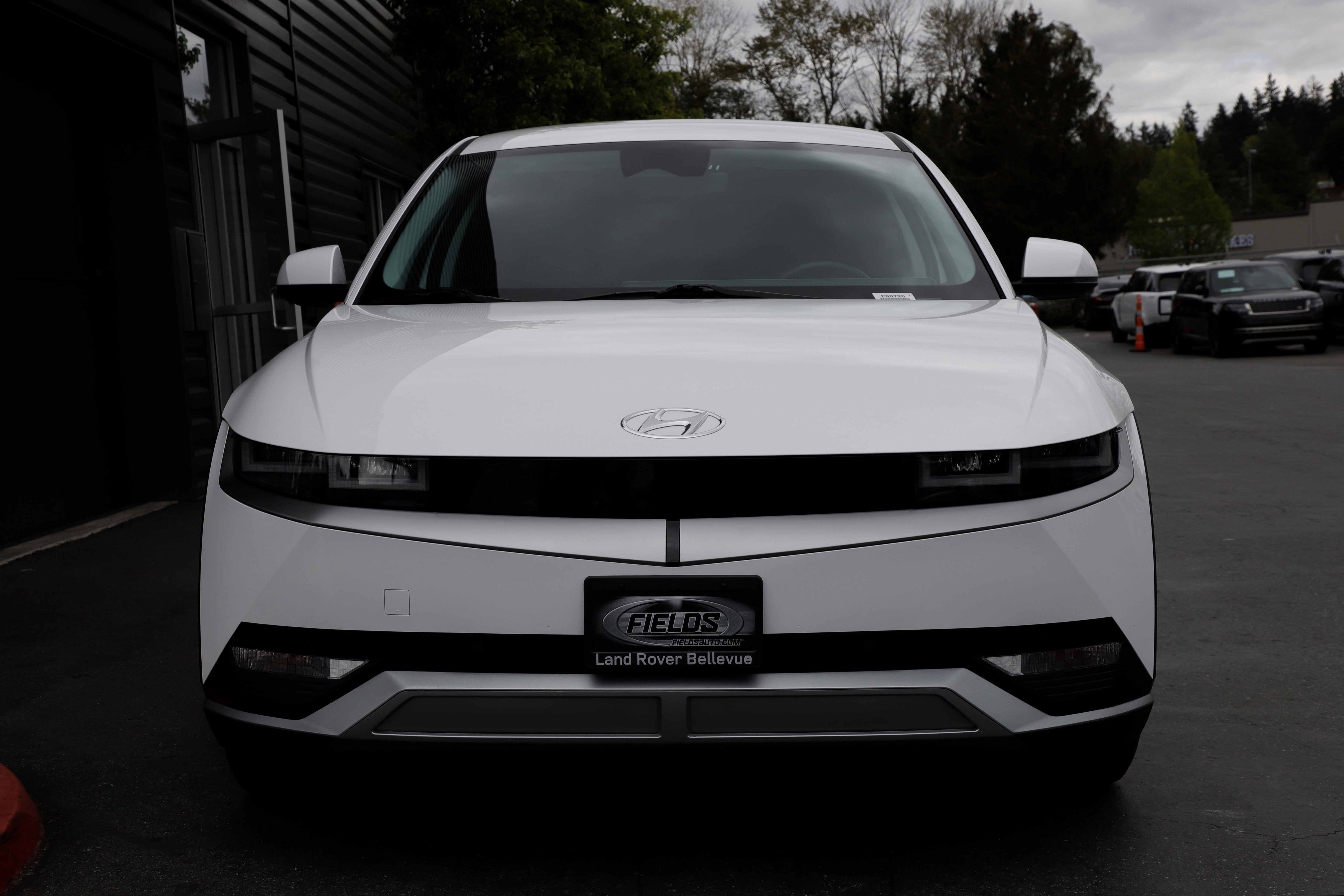 Used 2024 Hyundai Ioniq 5 SEL AWD/4WD image 4