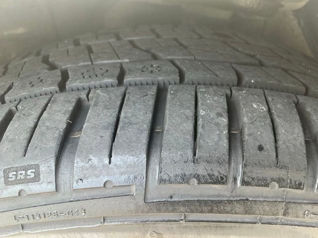 Used 2010 Buick Lucerne CXL FWD image 11