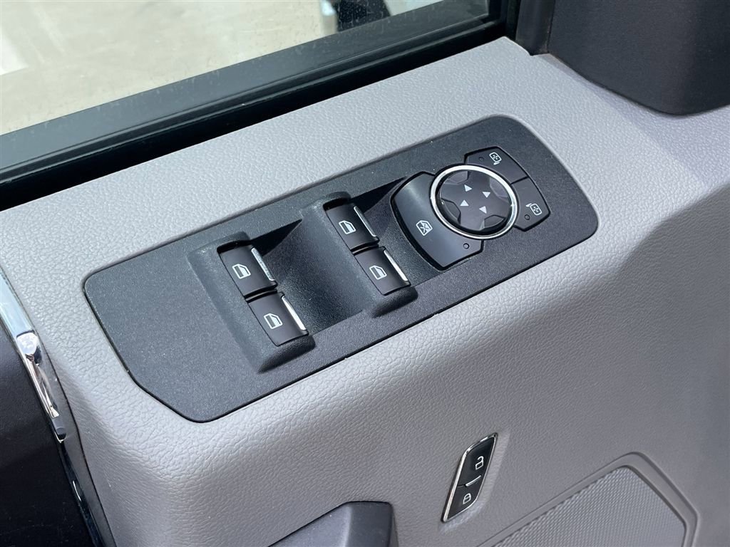 Used 2019 Ford F150 XLT w/ Trailer Tow Package image 22