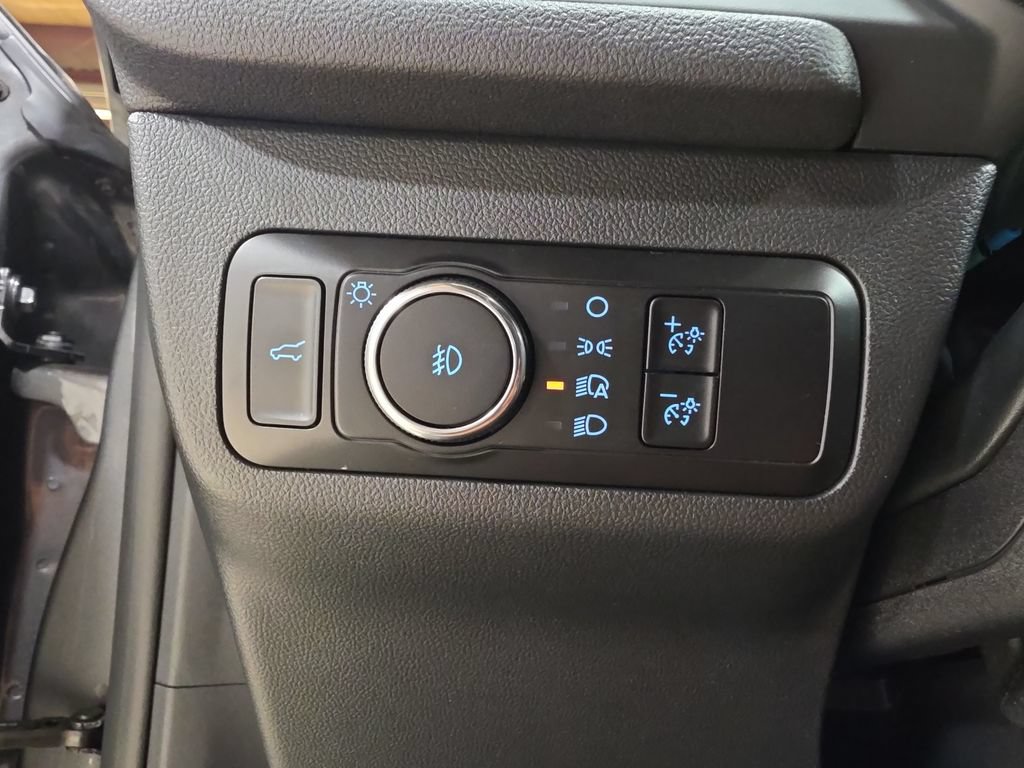 Used 2025 Ford Escape ST-Line Select AWD/4WD image 21