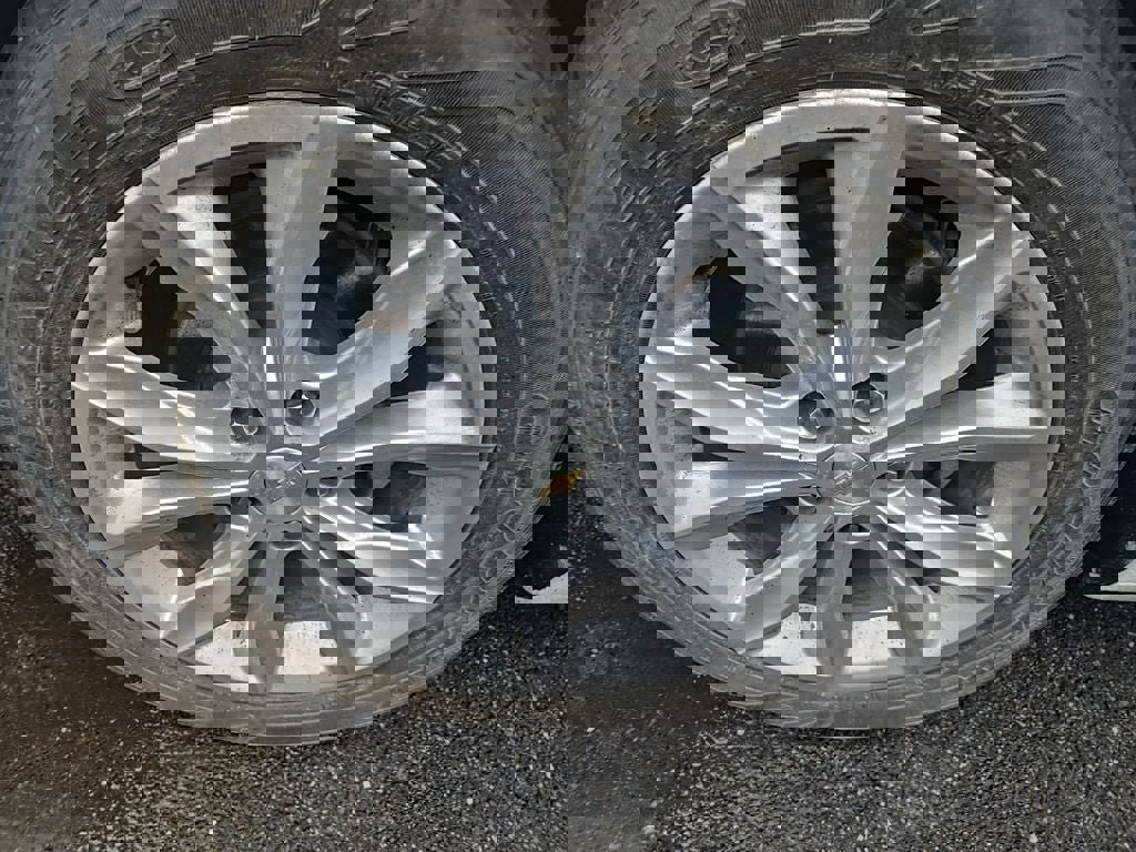 Used 2024 Chevrolet Malibu LT image 12