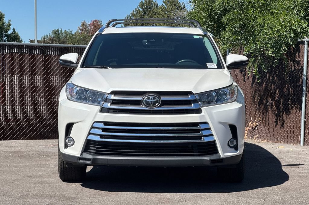 Used 2019 Toyota Highlander Limited AWD/4WD image 12