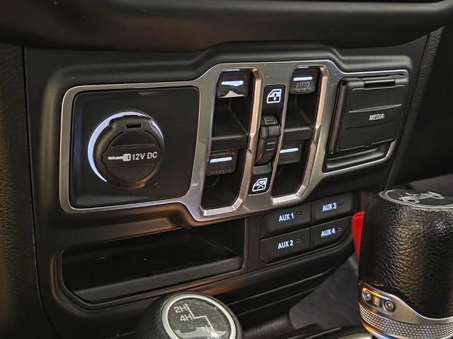 Used 2018 Jeep Wrangler Unlimited Sport S AWD/4WD image 21