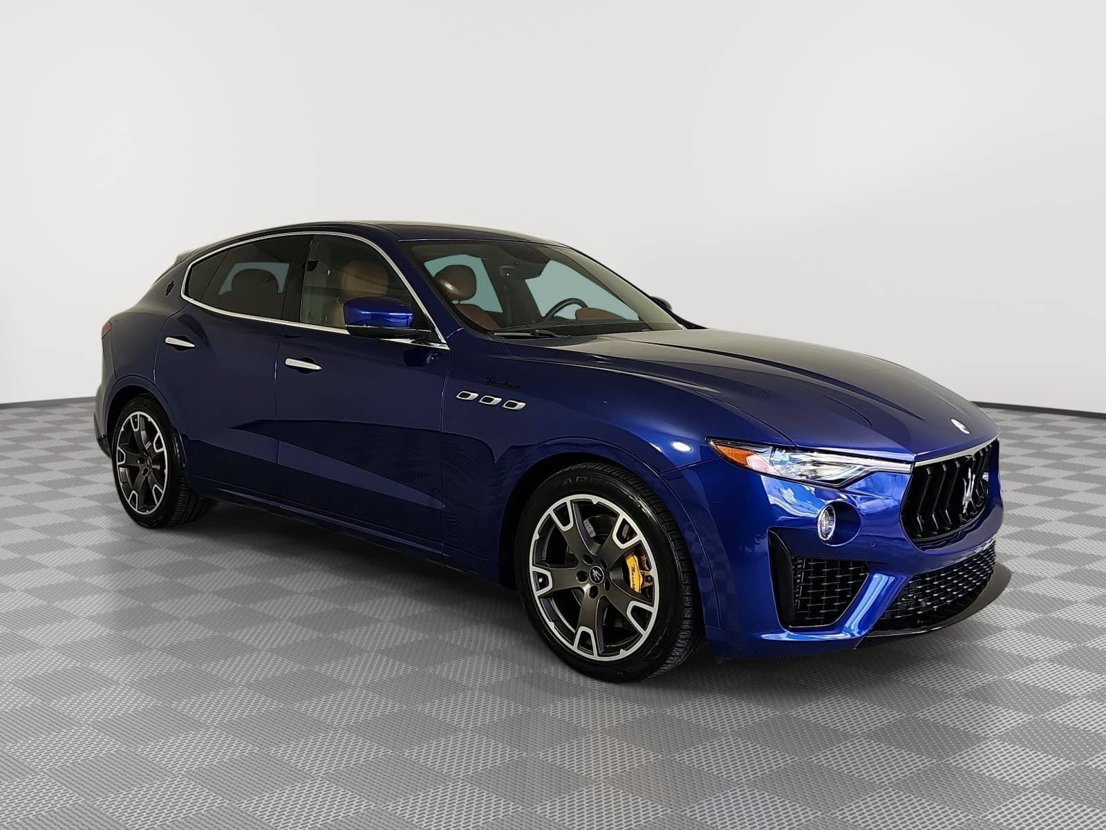 Used 2022 Maserati Levante Modena AWD/4WD image 2
