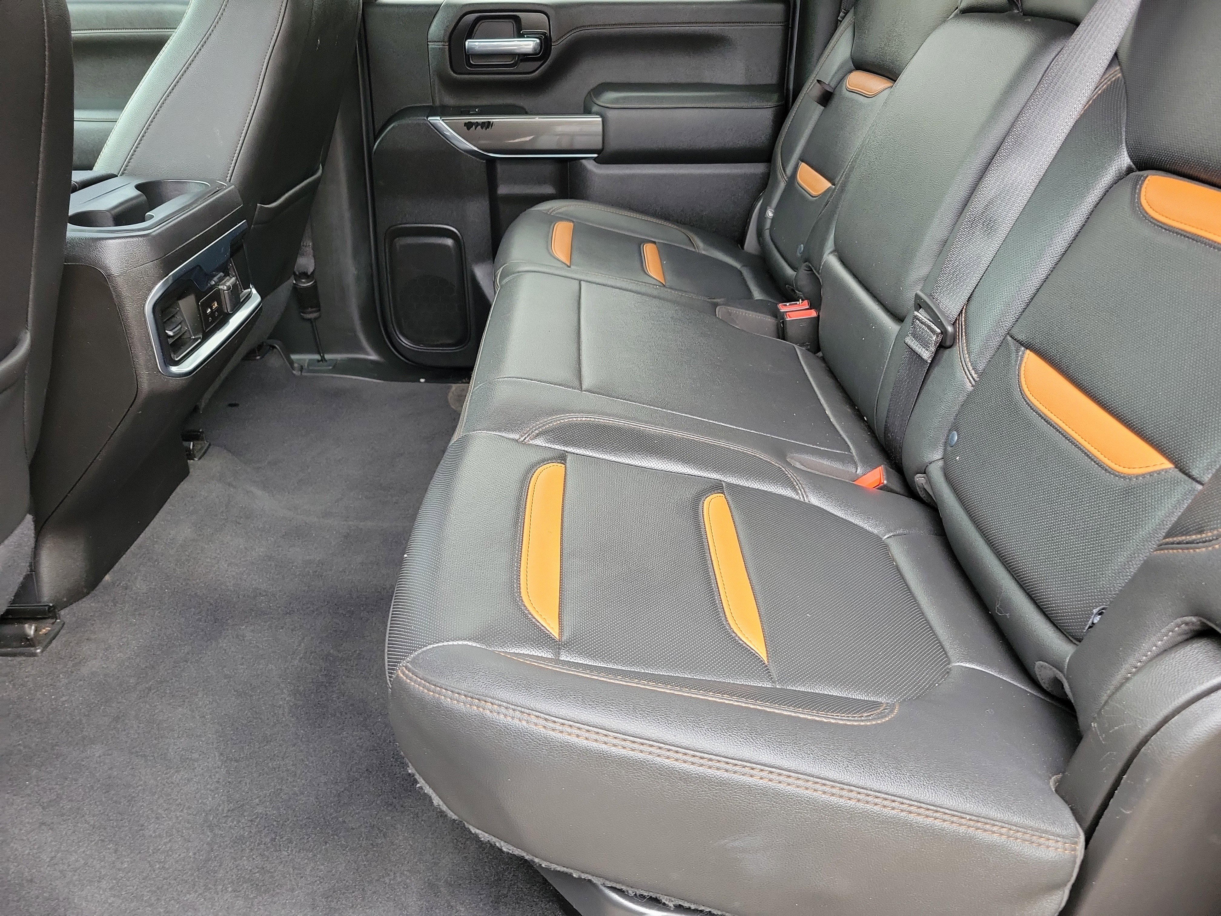 Used 2022 GMC Sierra 2500 AT4 w/ AT4 Preferred Package image 6