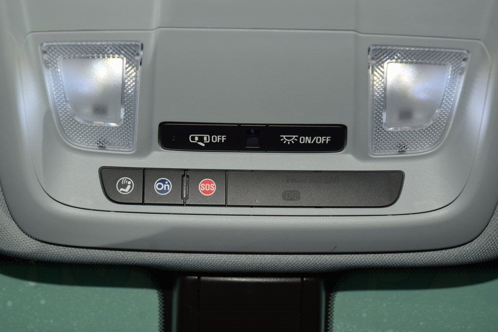 Used 2019 Chevrolet Blazer L image 44