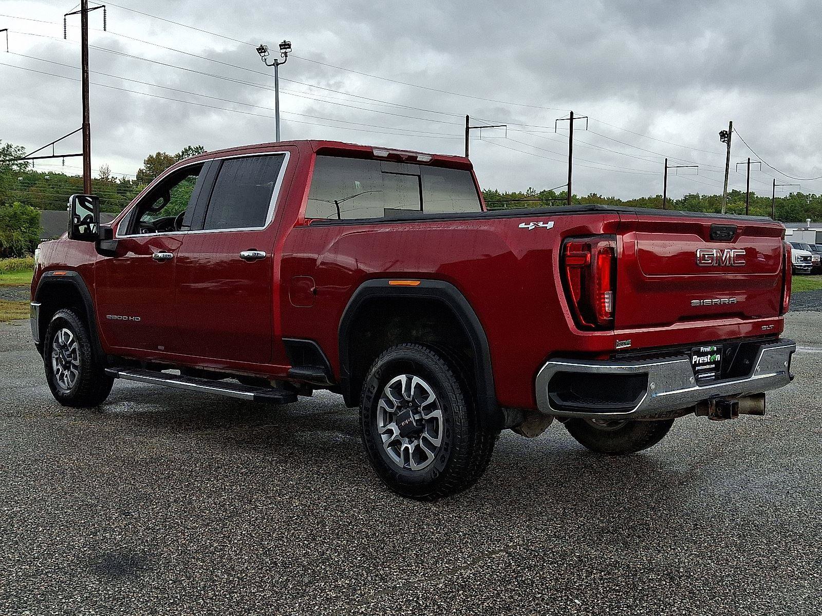Used 2022 GMC Sierra 2500 SLT w/ SLT Premium Package image 6