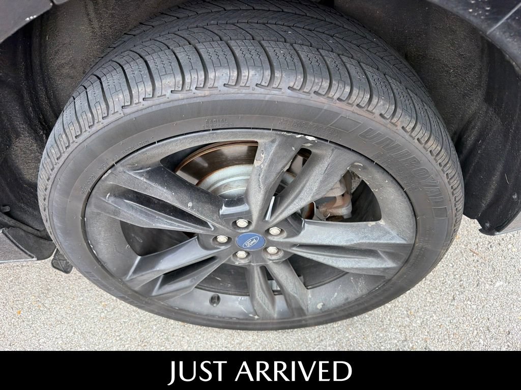 Used 2019 Ford Edge ST w/ Equipment Group 401A AWD/4WD image 13