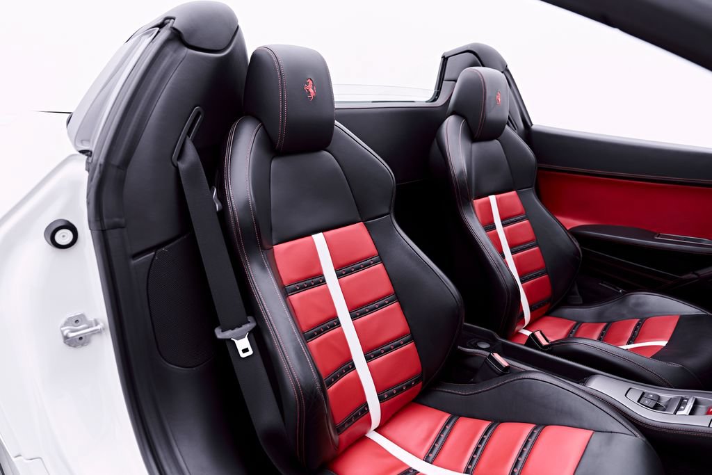 Used 2014 Ferrari 458 Spider RWD image 65