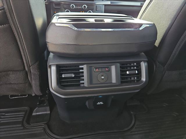 Used 2025 Ford F150 Lariat w/ Equipment Group 502A High AWD/4WD image 17