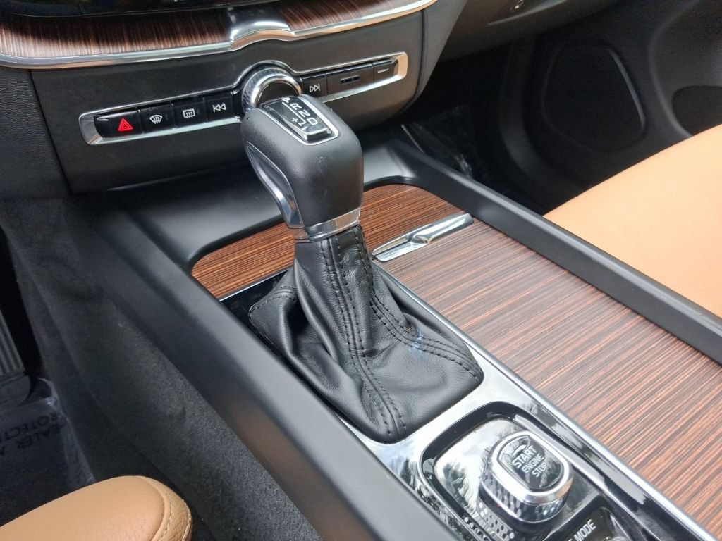 Used 2020 Volvo XC60 T5 Inscription FWD image 22