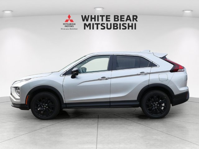 Used 2026 Mitsubishi Eclipse Cross LE AWD/4WD image 3