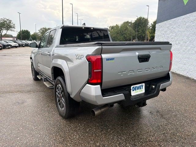 Used 2024 Toyota Tacoma TRD Sport RWD image 3