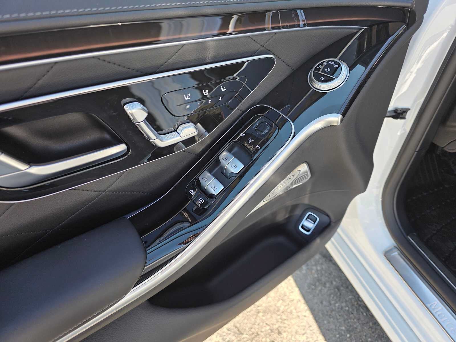 Used 2026 Mercedes-Benz S 580 4MATIC Sedan image 23