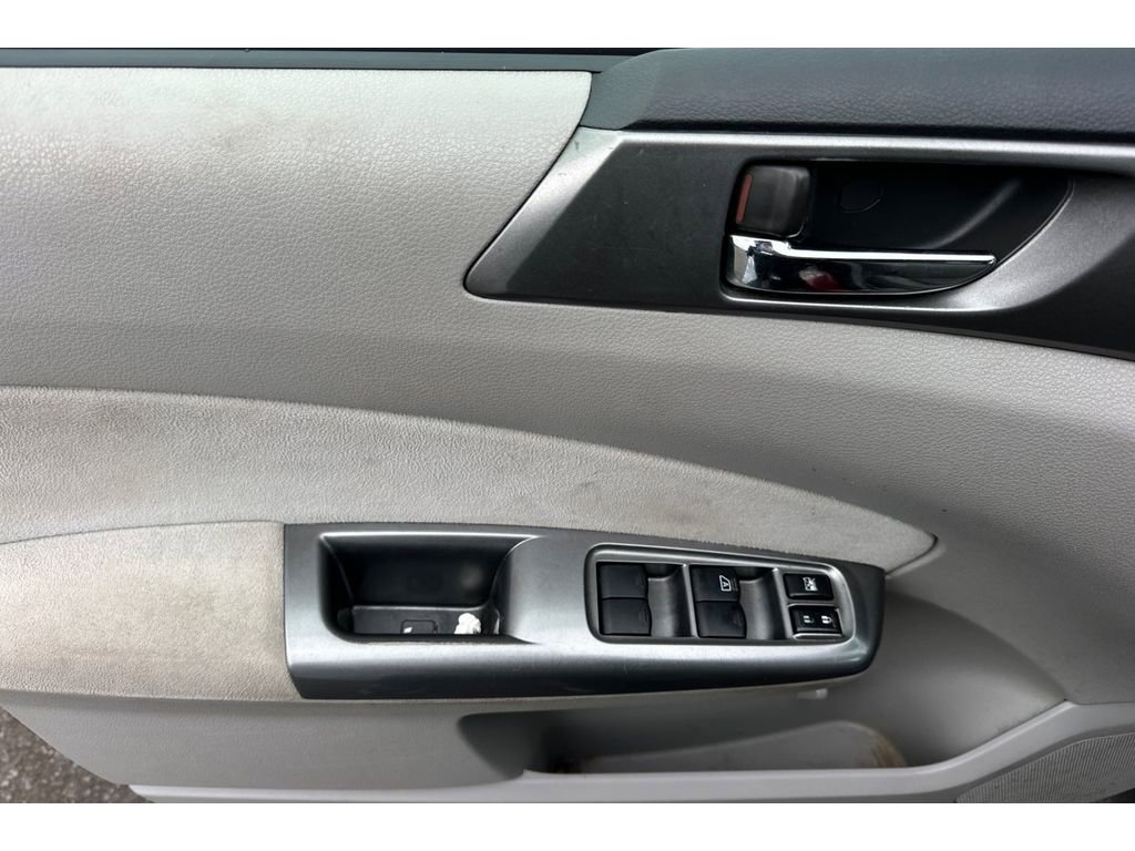 Used 2013 Subaru Forester 2.5XT Touring w/ Popular Pkg 2 image 12