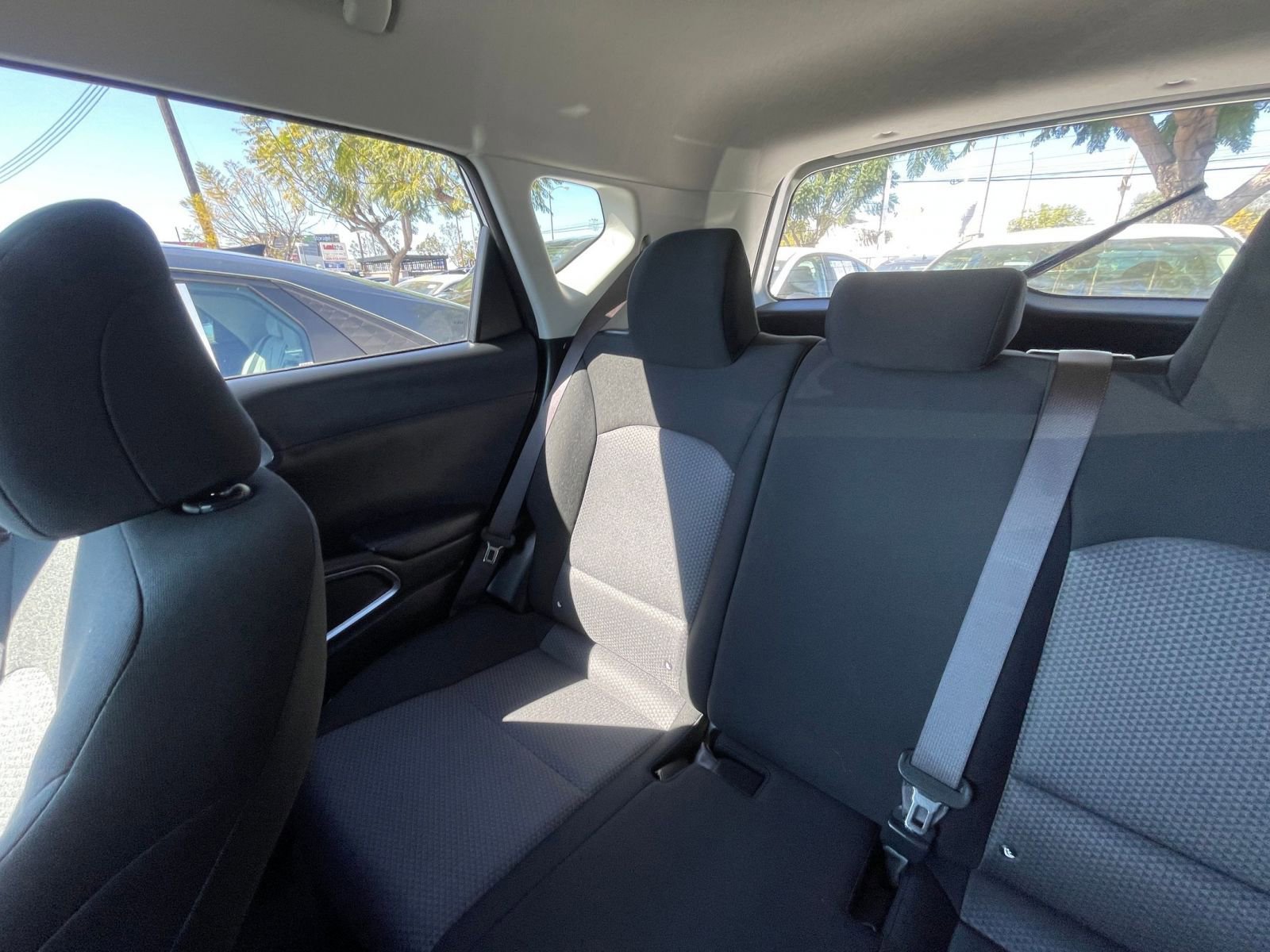 Used 2025 Nissan Altima 2.5 SV image 39