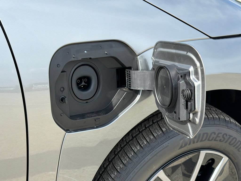 New 2026 Toyota bZ FWD image 10