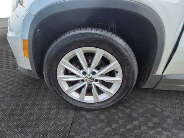 Used 2017 Volkswagen Tiguan S AWD/4WD image 13