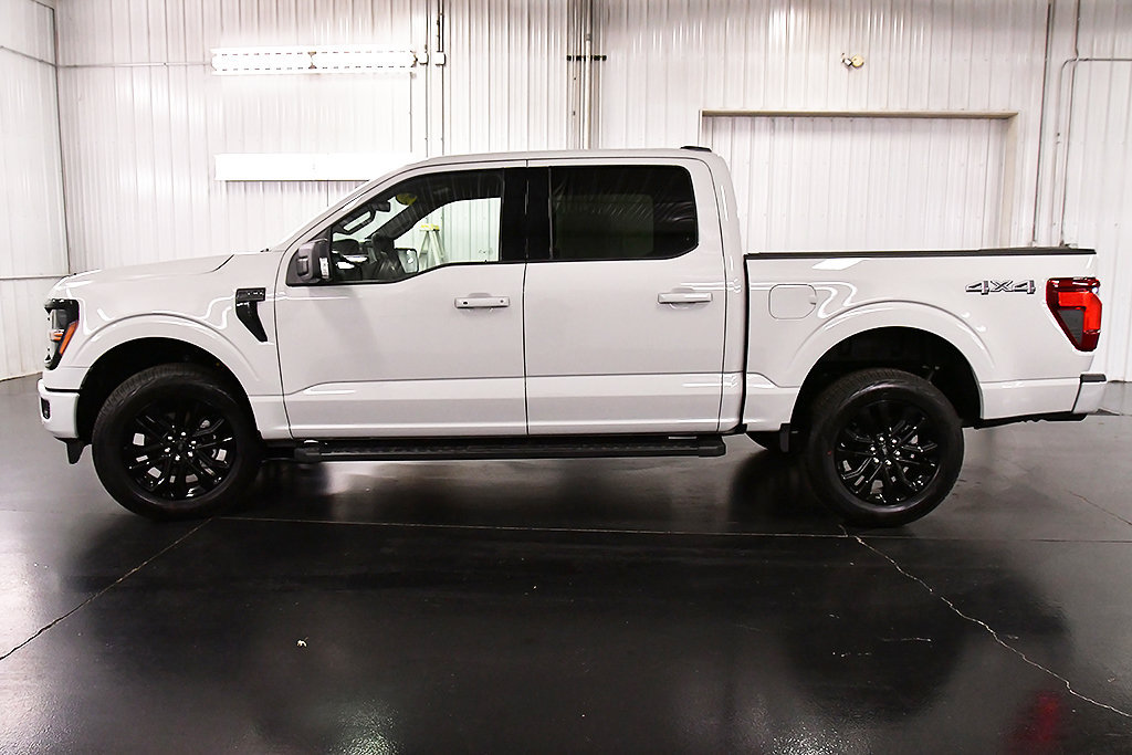 New 2026 Ford F150 XLT w/ Equipment Group 302A MID AWD/4WD image 4