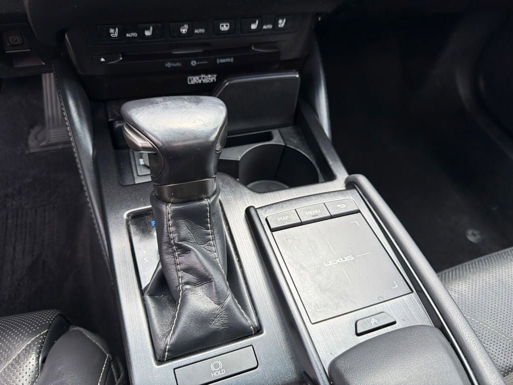 Used 2019 Lexus ES 350 Ultra Luxury w/ Accessory Package 2 FWD image 18