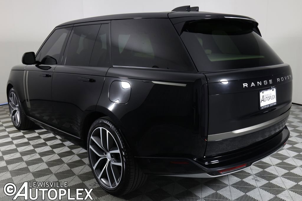 Used 2025 Land Rover Range Rover SE AWD/4WD image 7
