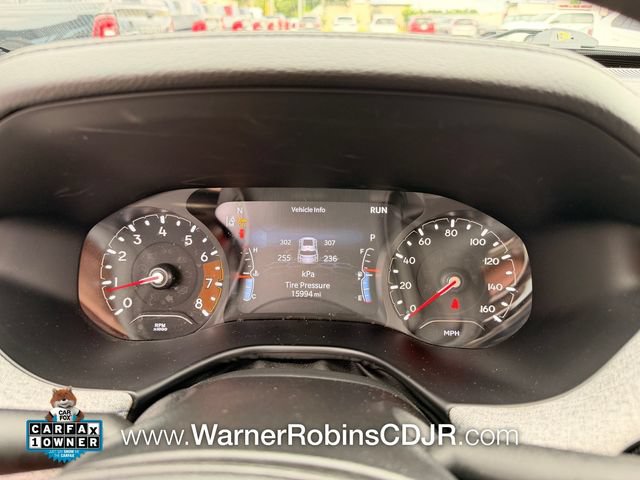 Used 2024 Jeep Compass Latitude w/ Convenience Group AWD/4WD image 28