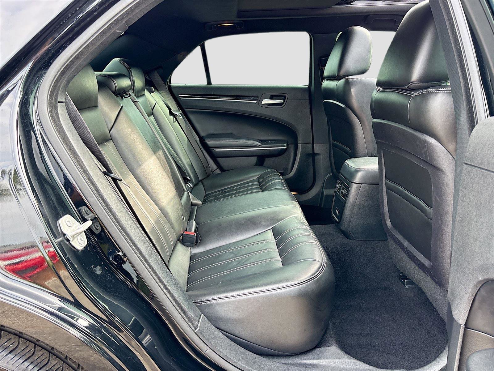 Used 2020 Chrysler 300 S RWD image 27
