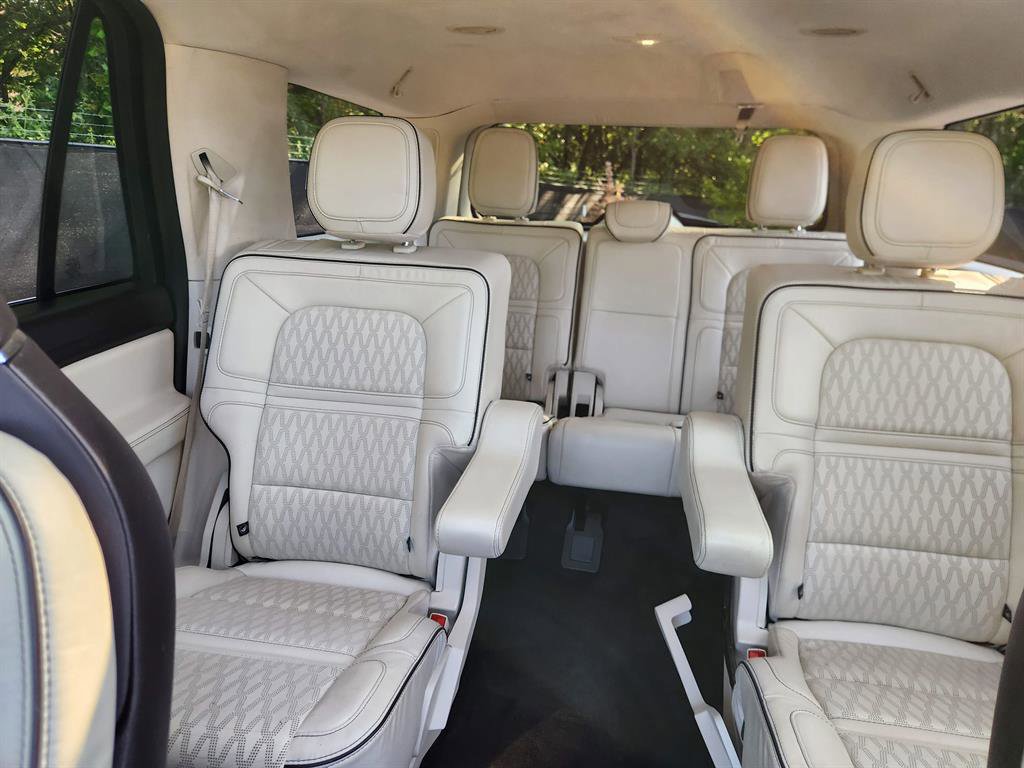 Certified 2021 Lincoln Navigator Black Label image 21