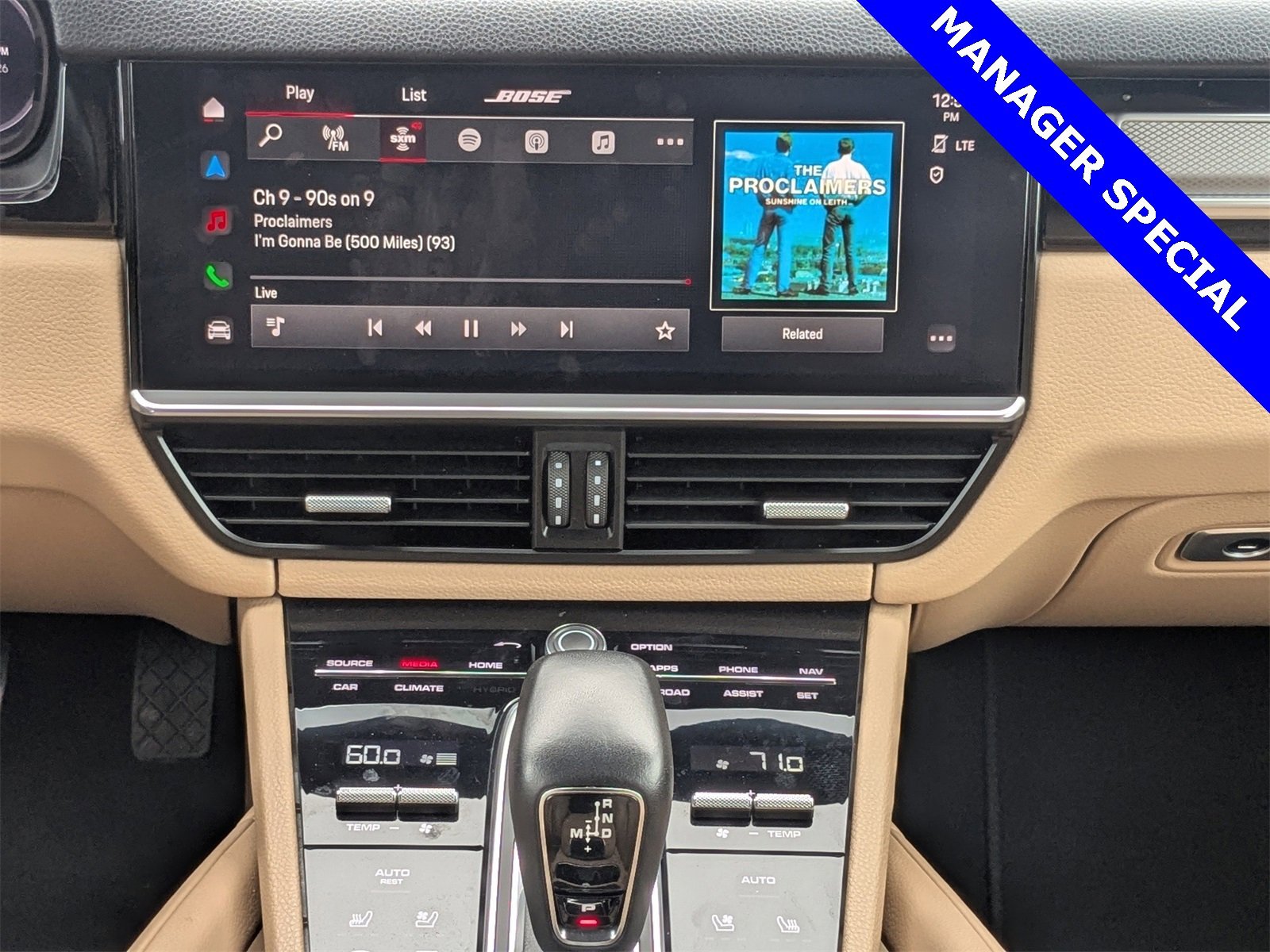 Used 2023 Porsche Cayenne Platinum Edition image 20