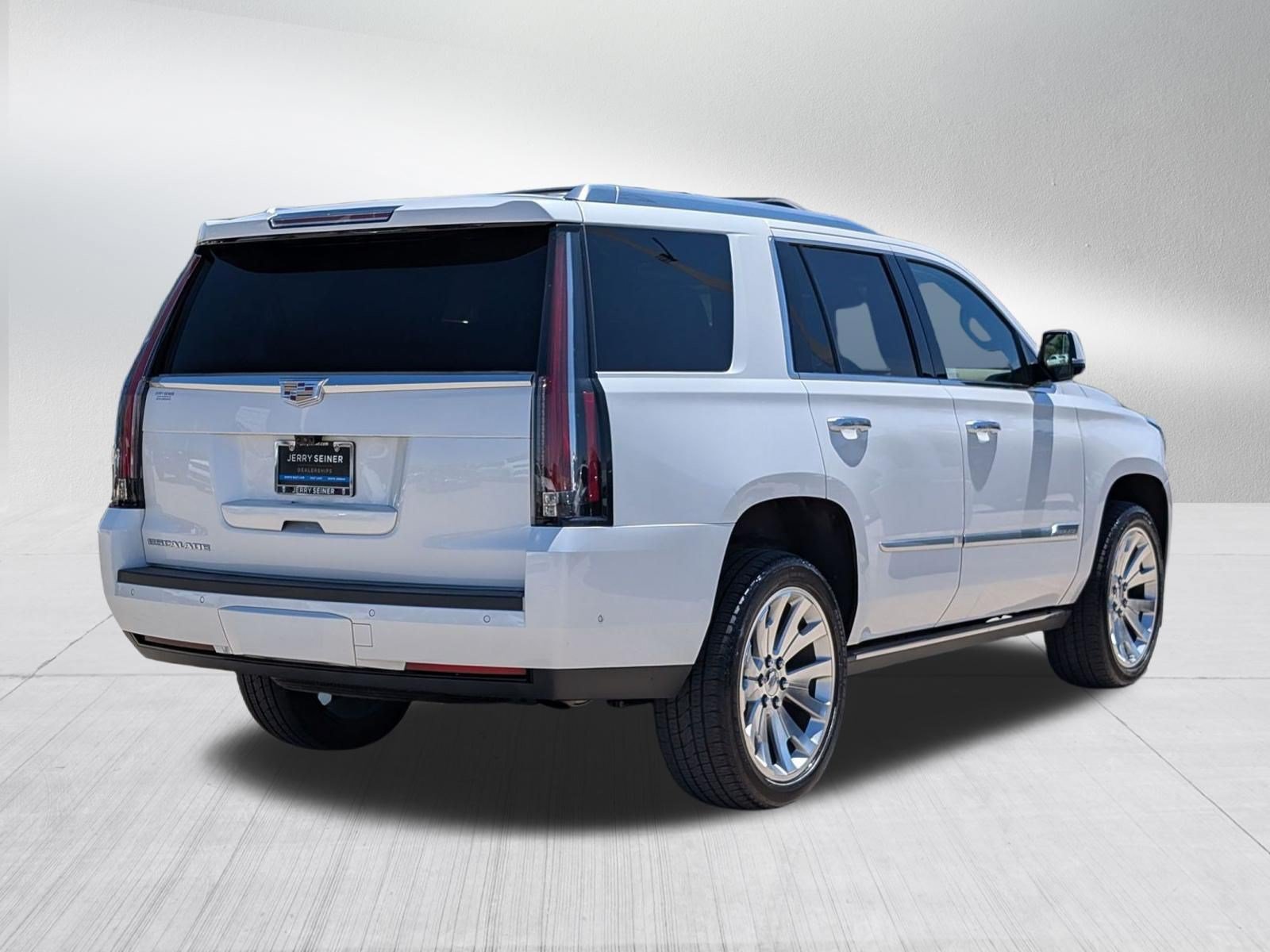 Certified 2020 Cadillac Escalade Platinum AWD/4WD image 6
