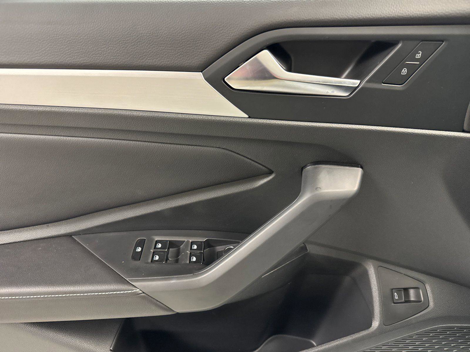 New 2026 Volkswagen Jetta Sport image 10