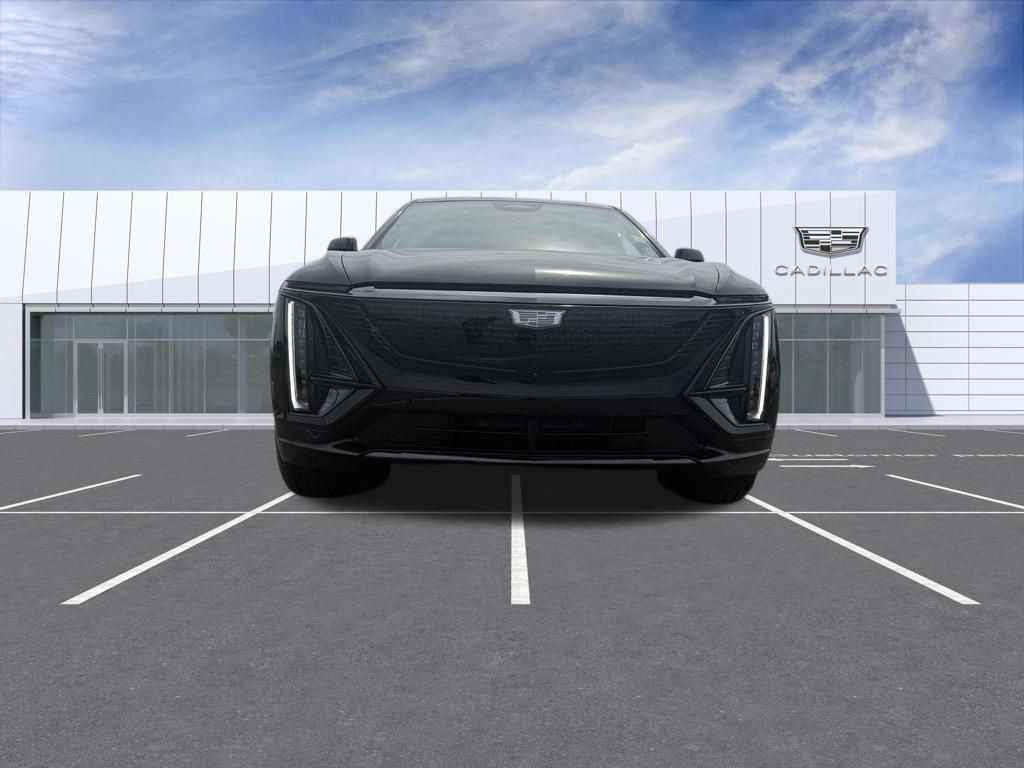 Certified 2024 Cadillac Lyriq Sport w/ LPO, Floor Liner Package AWD/4WD image 7