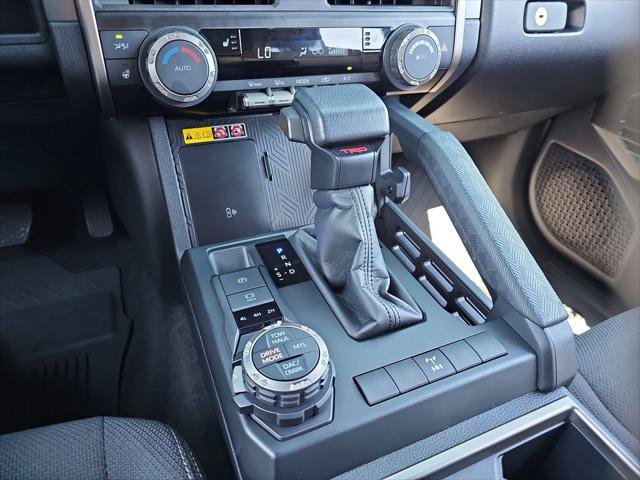 Certified 2025 Toyota 4Runner TRD Off-Road AWD/4WD image 15